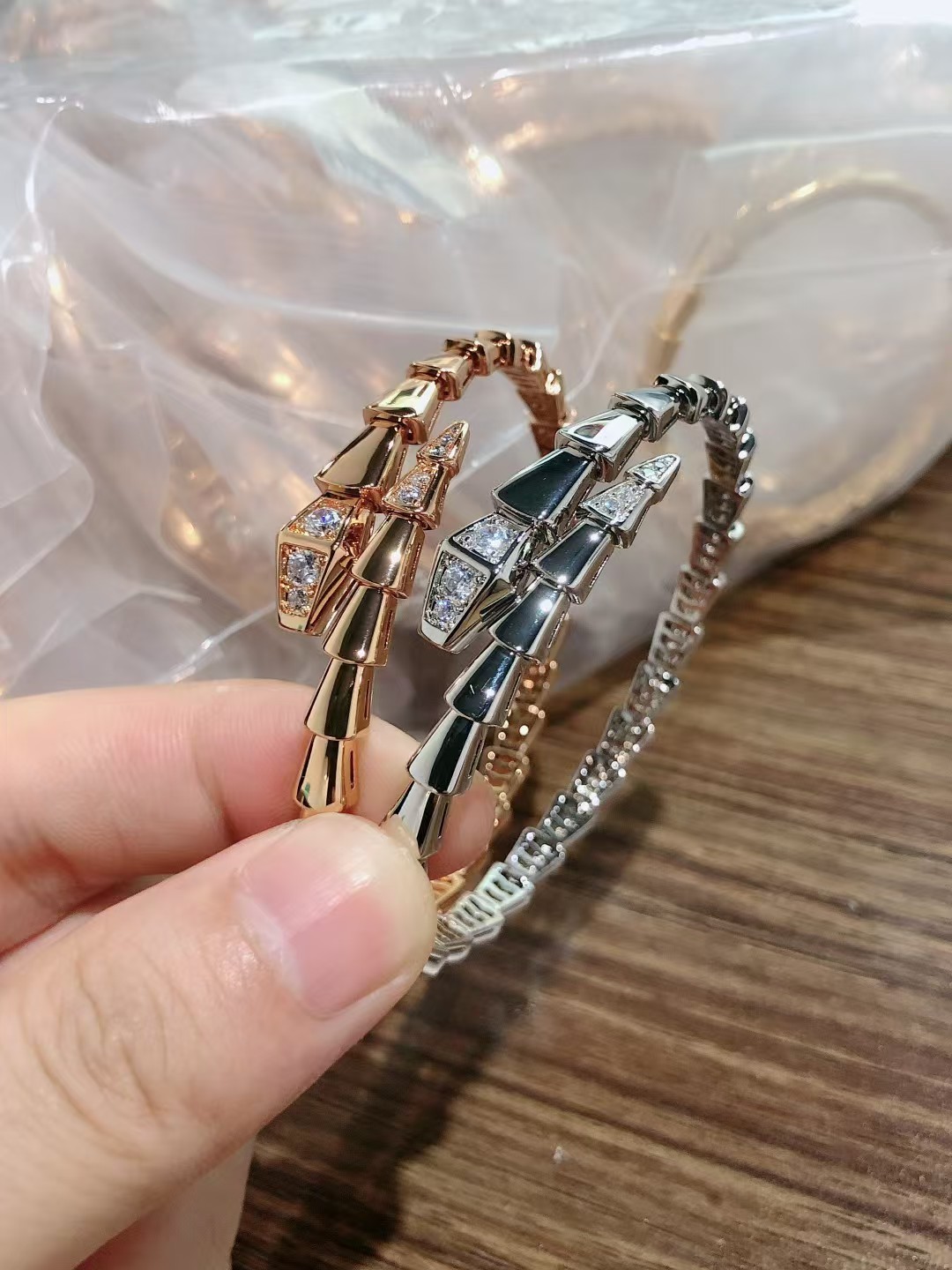 Buy replica Bvlgari Serpenti Viper Bracelet and replica jewelry from PICKS Jewelry