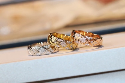 Buy replica Chanel Rose Gold Crush Ring and replica jewelry from PICKS Jewelry