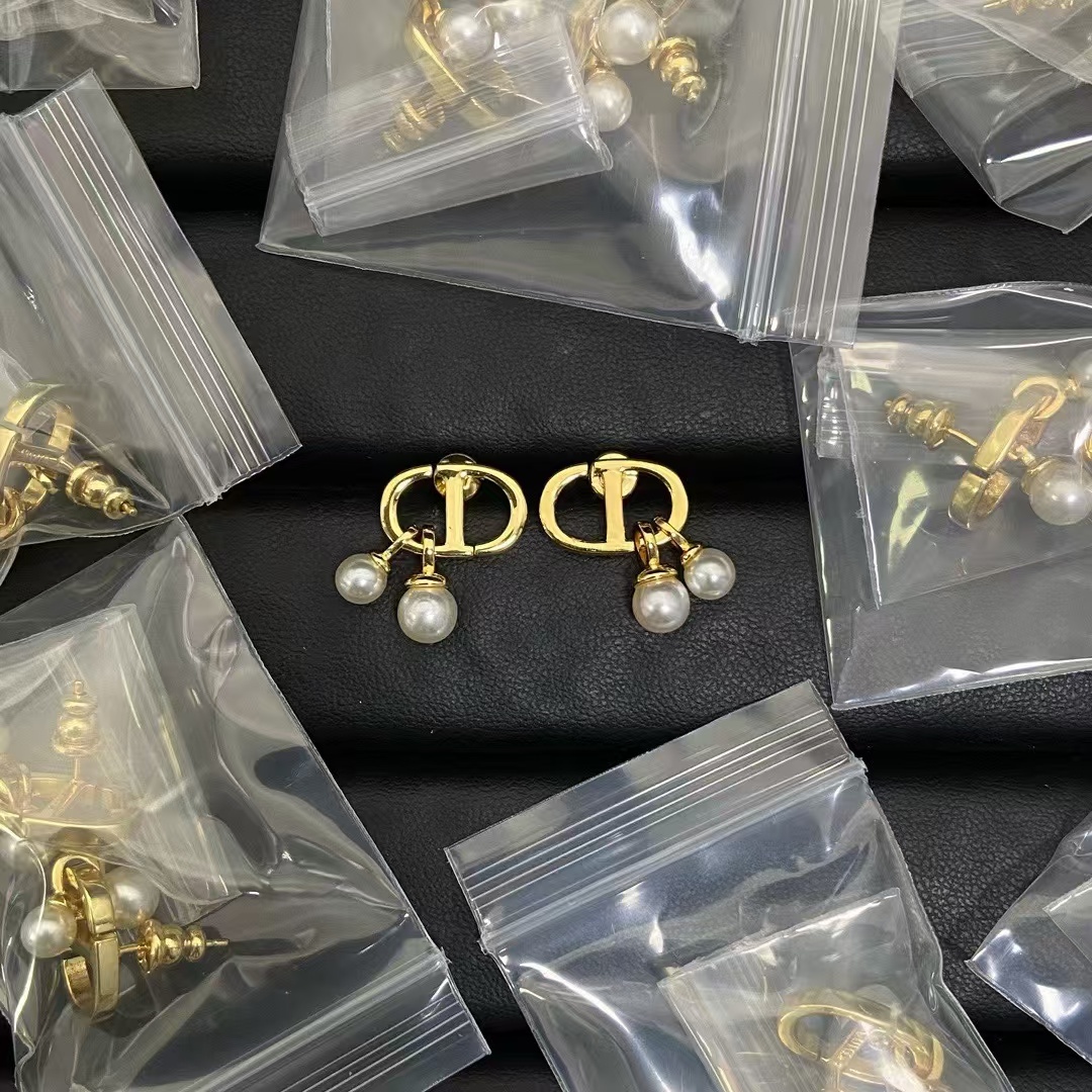 Buy replica Dior Two Pearls Drop Earrings and replica jewelry from PICKS Jewelry