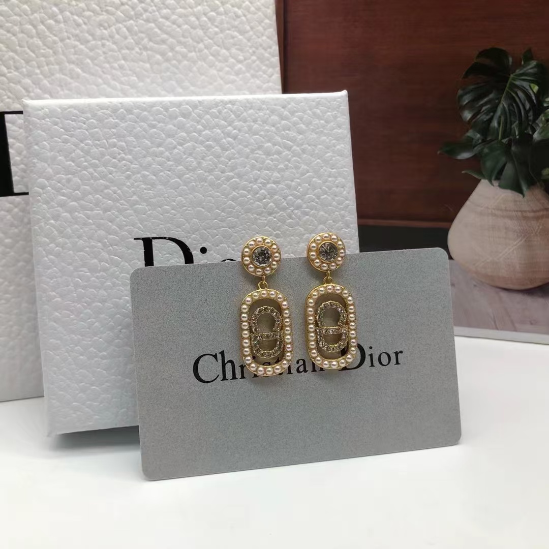 Buy replica Dior Vintage Rectangle CD Earrings and replica jewelry from PICKS Jewelry