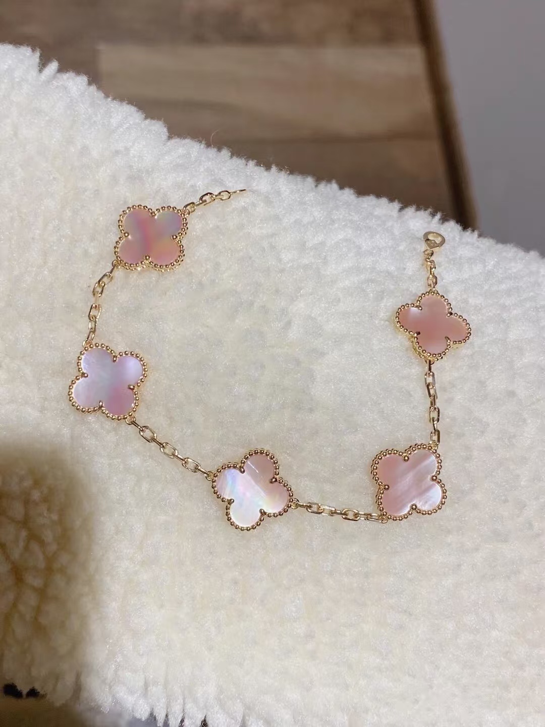 Buy replica Van Cleef & Arpels Vintage Alhambra Bracelet 5 Motifs and replica jewelry from PICKS Jewelry