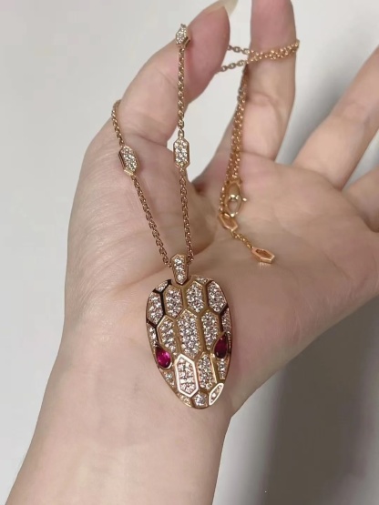 Buy replica Bvlgari Serpenti Seduttori Necklace and replica jewelry from PICKS Jewelry