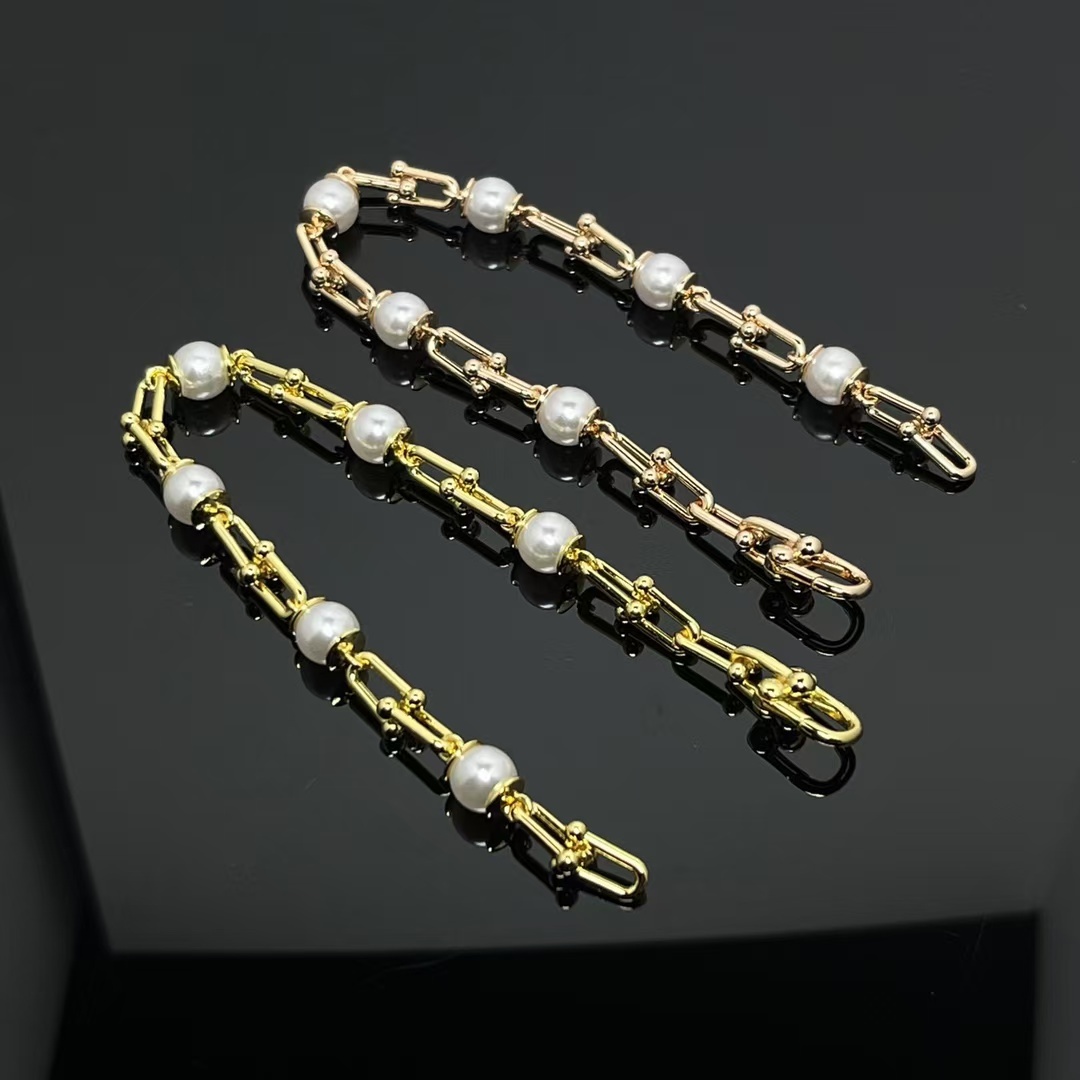 Buy replica Tiffany HardWear Link Bracelet with Freshwater Pearls and replica jewelry from PICKS Jewelry