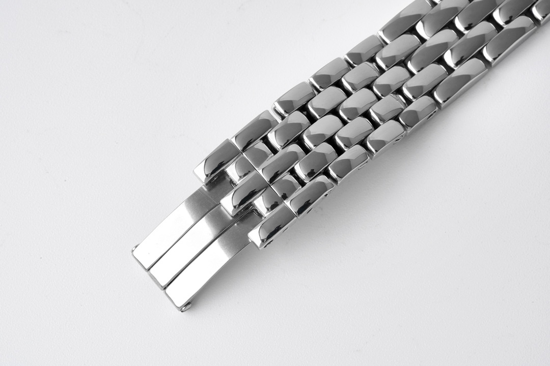 Buy replica Cartier Silver Panthère de Watch - Medium 27*37MM and replica jewelry from PICKS Jewelry