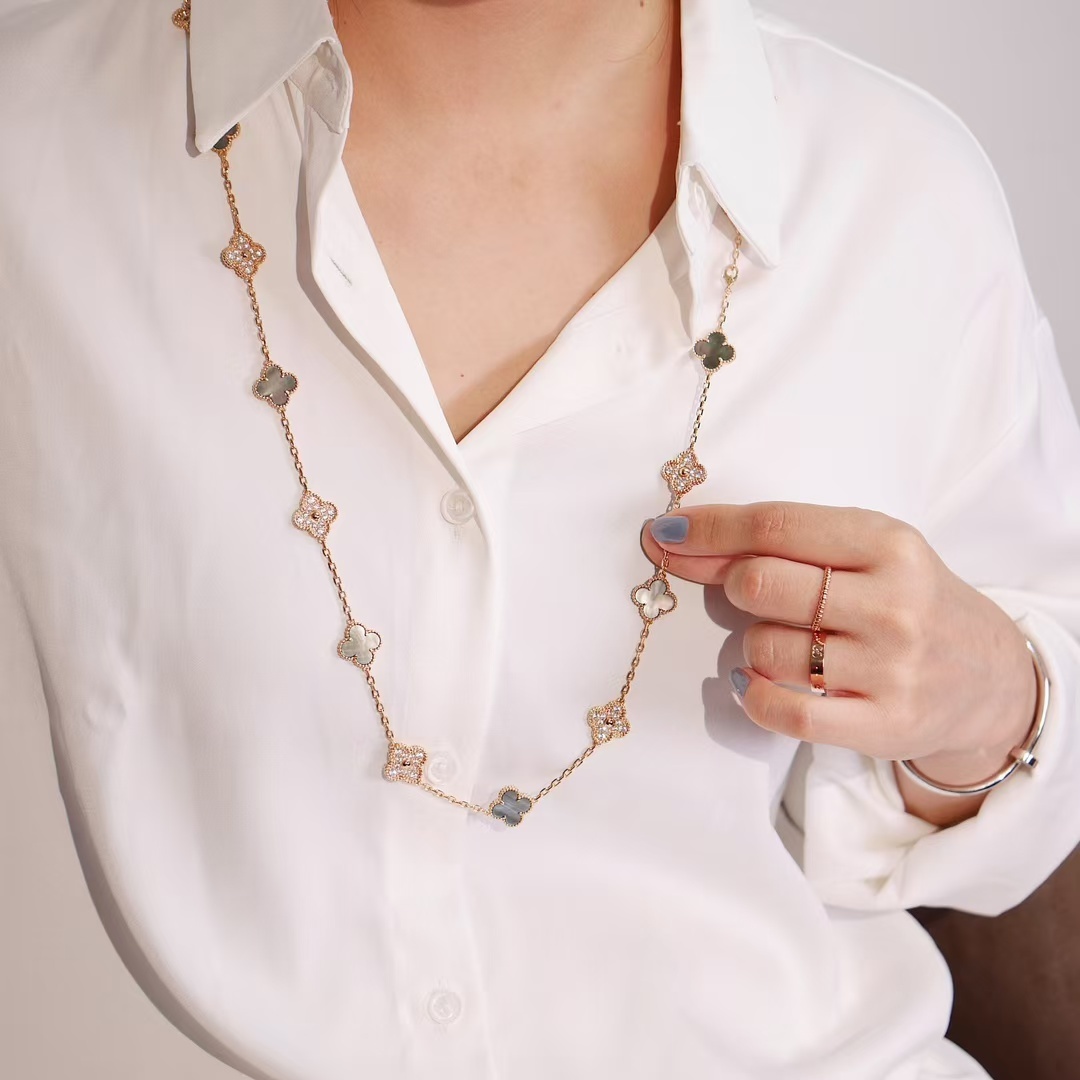 Buy replica Van Cleef & Arpels Vintage Alhambra Long Necklace, 20 Motifs and replica jewelry from PICKS Jewelry