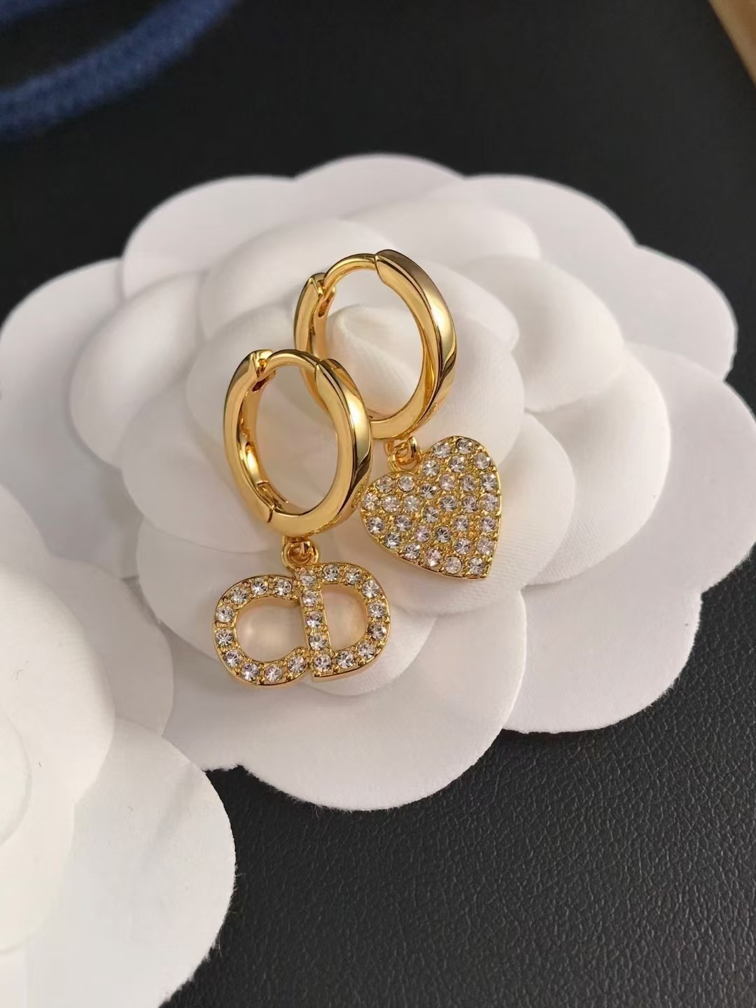 Buy replica Dior Asymmetric Heart CD Dangle Earrings and replica jewelry from PICKS Jewelry