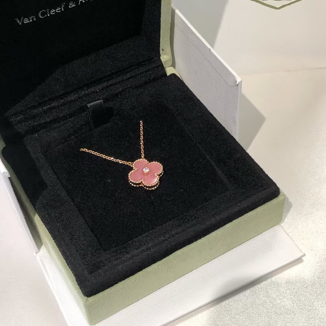 Buy replica Van Cleef & Arpels Rhodonite Vintage Alhambra Diamond 2021 Holiday Pendant Necklace and replica jewelry from PICKS Jewelry