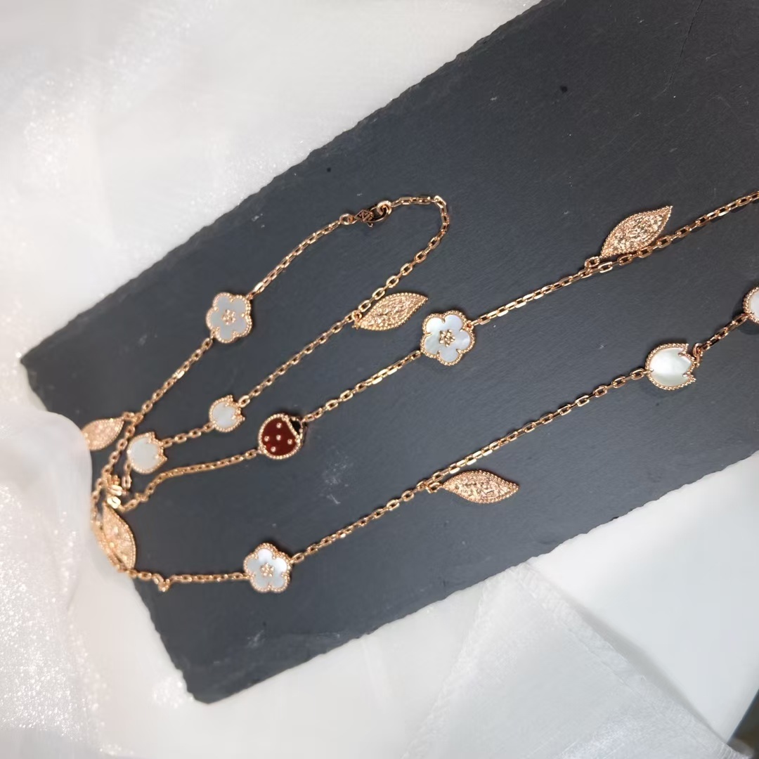 Buy replica Van Cleef & Arpels Lucky Spring Long Necklace, 15 Motifs and replica jewelry from PICKS Jewelry