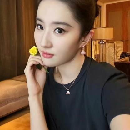 Buy replica Bvlgari Divas' Dream Necklace and replica jewelry from PICKS Jewelry