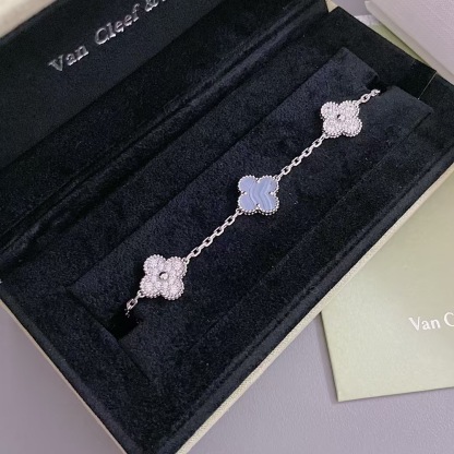 Buy replica Van Cleef & Arpels Vintage Alhambra Bracelet 5 Motifs and replica jewelry from PICKS Jewelry
