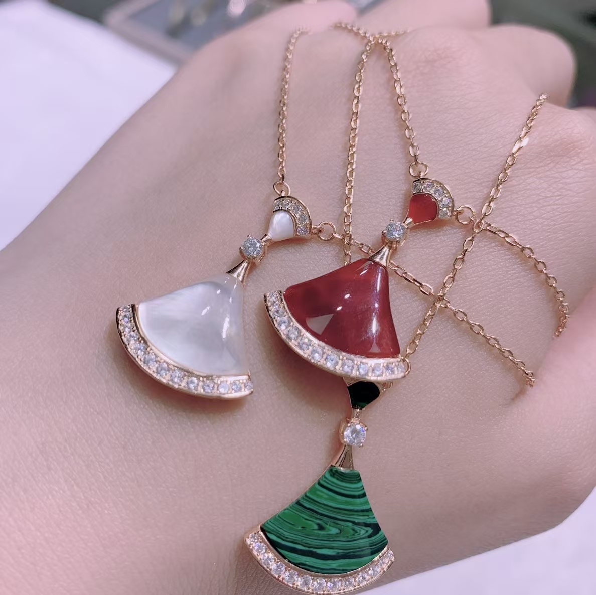 Buy replica Bvlgari Divas' Dream Necklace and replica jewelry from PICKS Jewelry