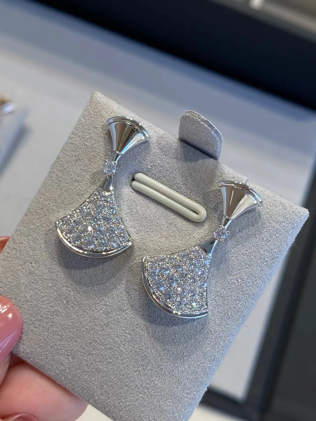 Buy replica Bvlgari Divas’ Dream Earrings and replica jewelry from PICKS Jewelry
