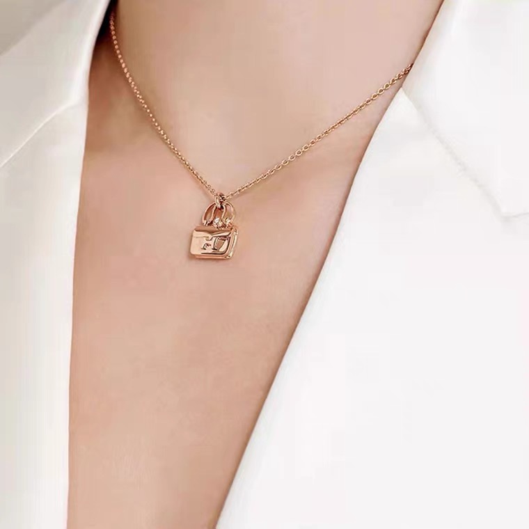 Buy replica Hermes Plain Surface Bag Pendant Necklace and replica jewelry from PICKS Jewelry