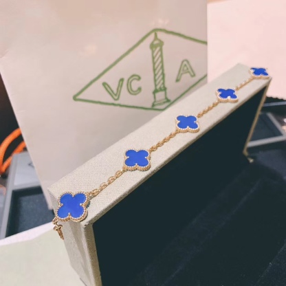 Buy replica Van Cleef & Arpels Vintage Alhambra Bracelet 5 Motifs and replica jewelry from PICKS Jewelry
