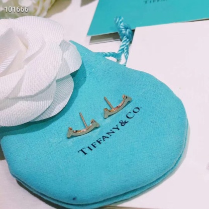 Buy replica Tiffany T Smile Earrings and replica jewelry from PICKS Jewelry