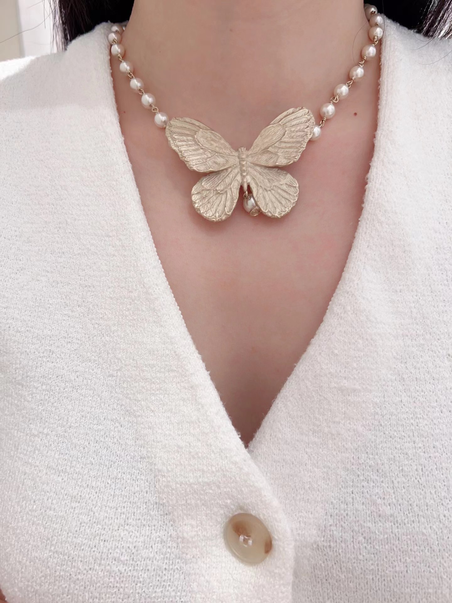Buy replica Dior Butterfly Pearl Necklace and replica jewelry from PICKS Jewelry