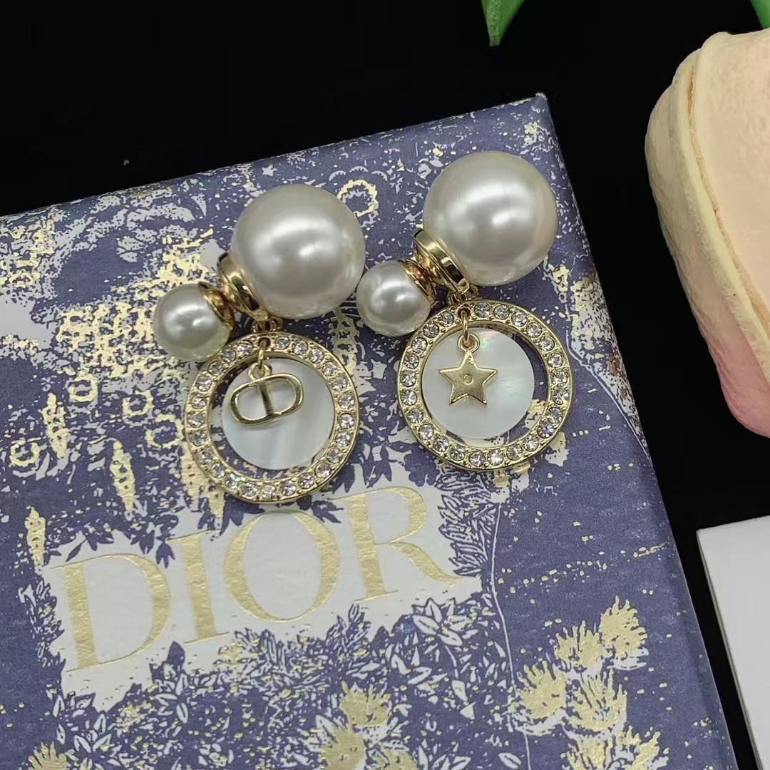 Buy replica Dior Asymmetric Drop Charms Pearl Earrings and replica jewelry from PICKS Jewelry
