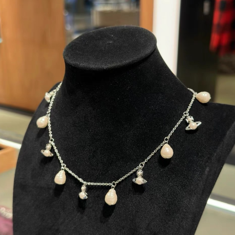 Buy replica Vivienne Westwood Baroque Pearl Saturn Charms Necklace and replica jewelry from PICKS Jewelry