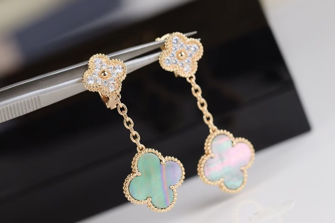 Buy replica Van Cleef & Arpels Grey Mother of Pearl Magic Alhambra Earrings 2 Motifs and replica jewelry from PICKS Jewelry
