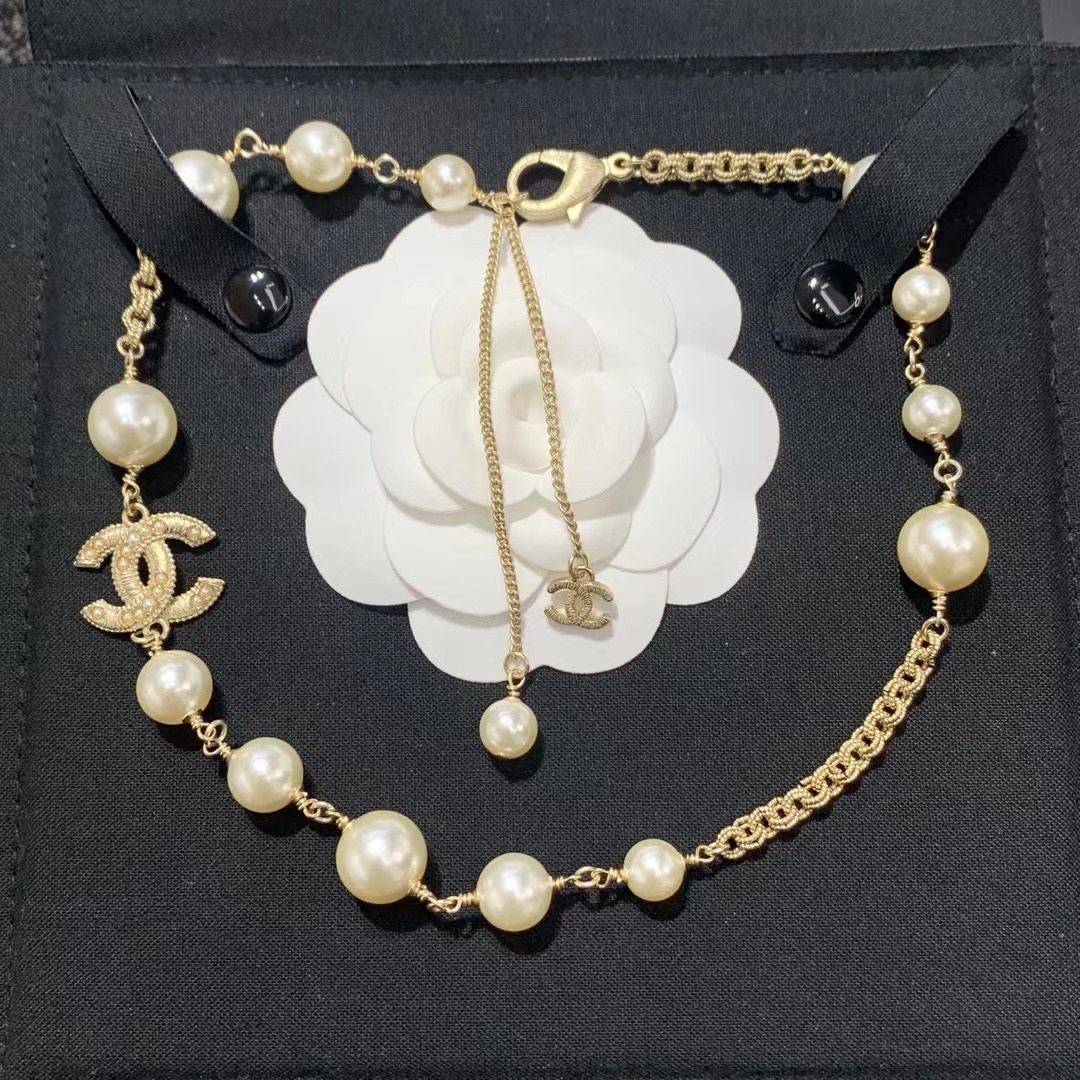 Buy replica Chanel Double C Pearl Choker Necklace and replica jewelry from PICKS Jewelry