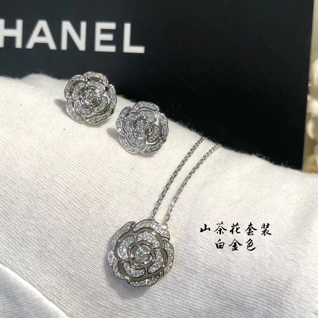 Buy replica Chanel Diamond Camellia Flower Pendant Necklace and replica jewelry from PICKS Jewelry