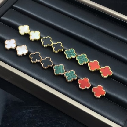 Buy replica Van Cleef & Arpels Vintage Alhambra Earrings - Big and replica jewelry from PICKS Jewelry
