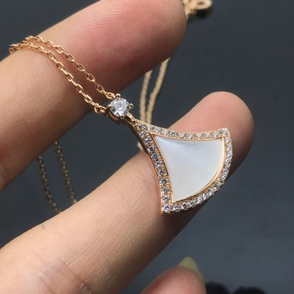 Buy replica Bvlgari Divas' Dream Necklace and replica jewelry from PICKS Jewelry