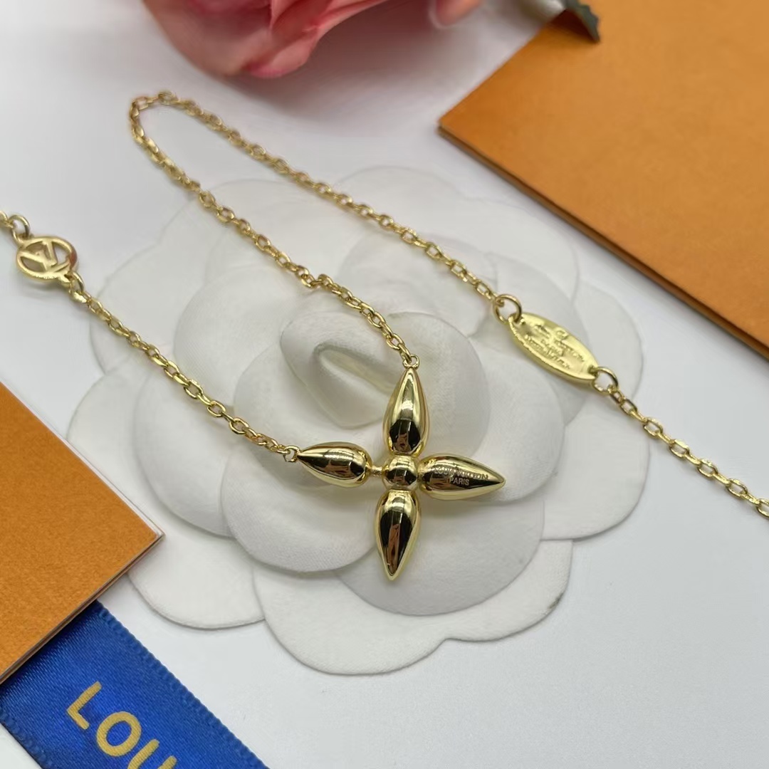 Buy replica Louis Vuitton Dainty Star Pendant Necklace and replica jewelry from PICKS Jewelry