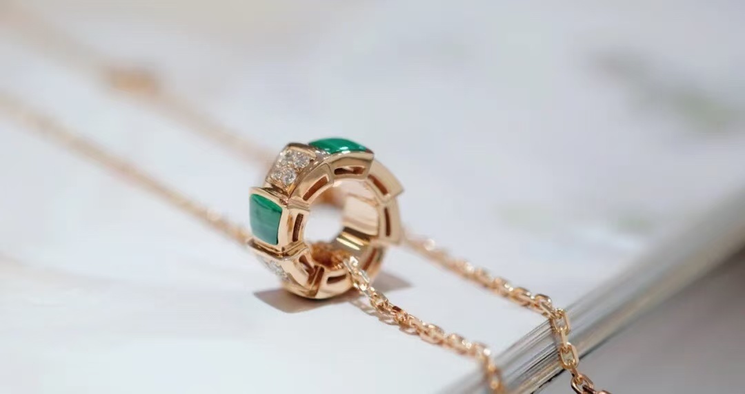 Buy replica Bvlgari Serpenti Viper Necklace and replica jewelry from PICKS Jewelry