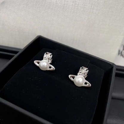 Buy replica Vivienne Westwood Pearl Stud Saturn Earrings and replica jewelry from PICKS Jewelry