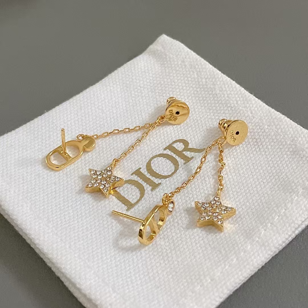 Buy replica Louis Vuitton Star Drop Earrings and replica jewelry from PICKS Jewelry