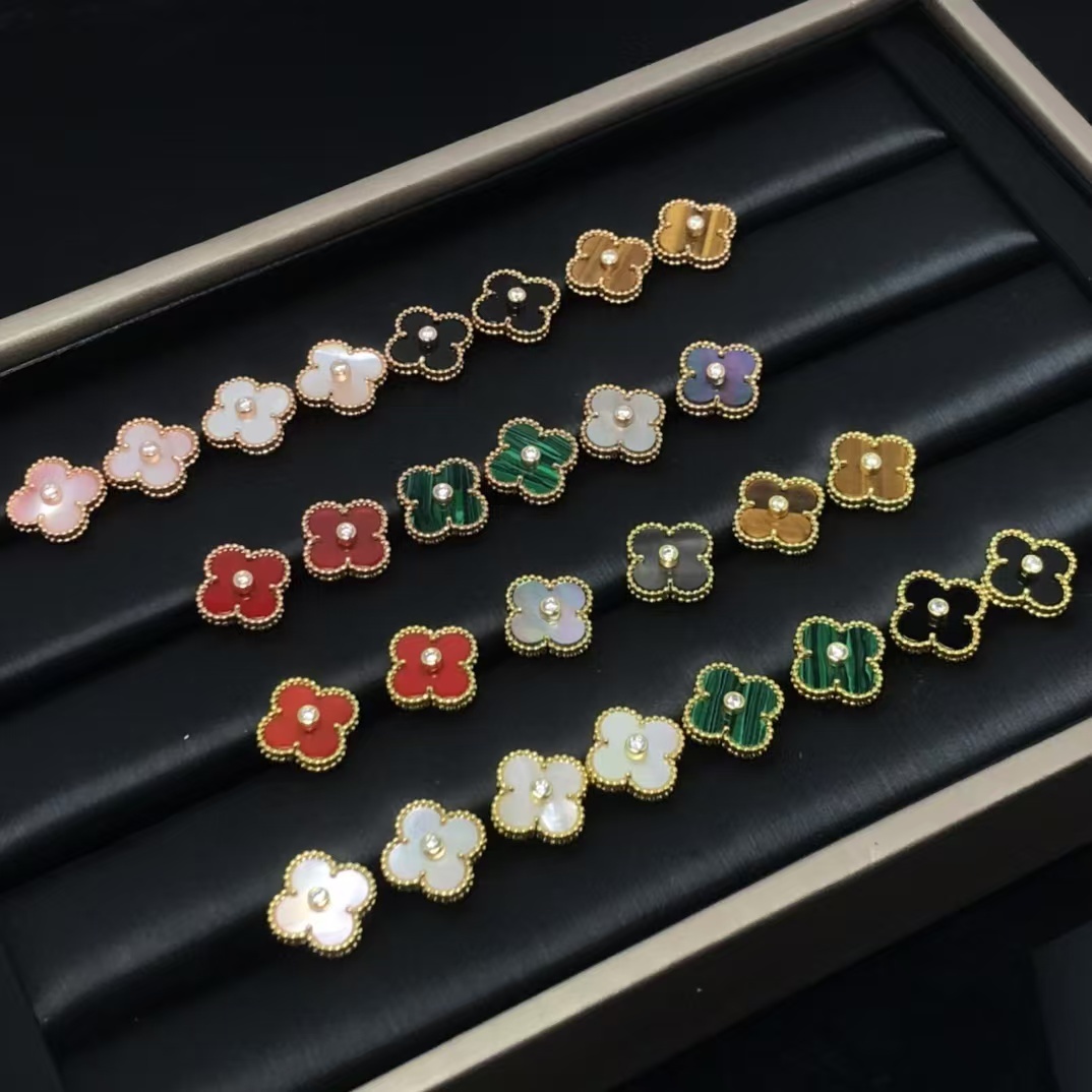Buy replica Van Cleef & Arpels Vintage Alhambra Earrings and replica jewelry from PICKS Jewelry