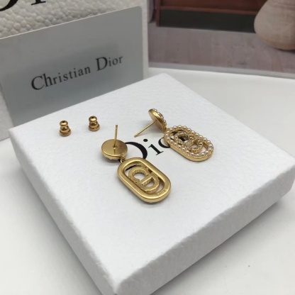 Buy replica Dior Vintage Rectangle CD Earrings and replica jewelry from PICKS Jewelry