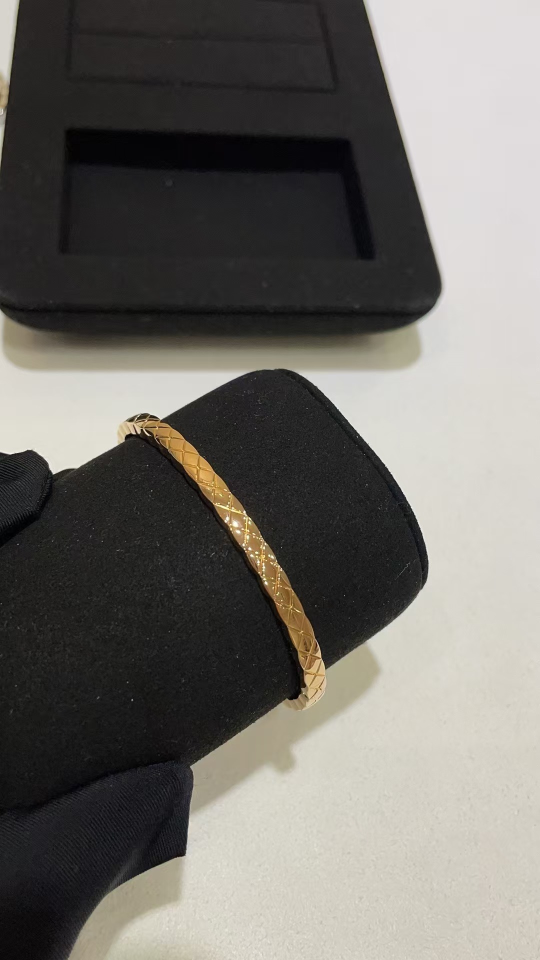 Buy replica Chanel Coco Crush Mini Bangle Bracelet and replica jewelry from PICKS Jewelry