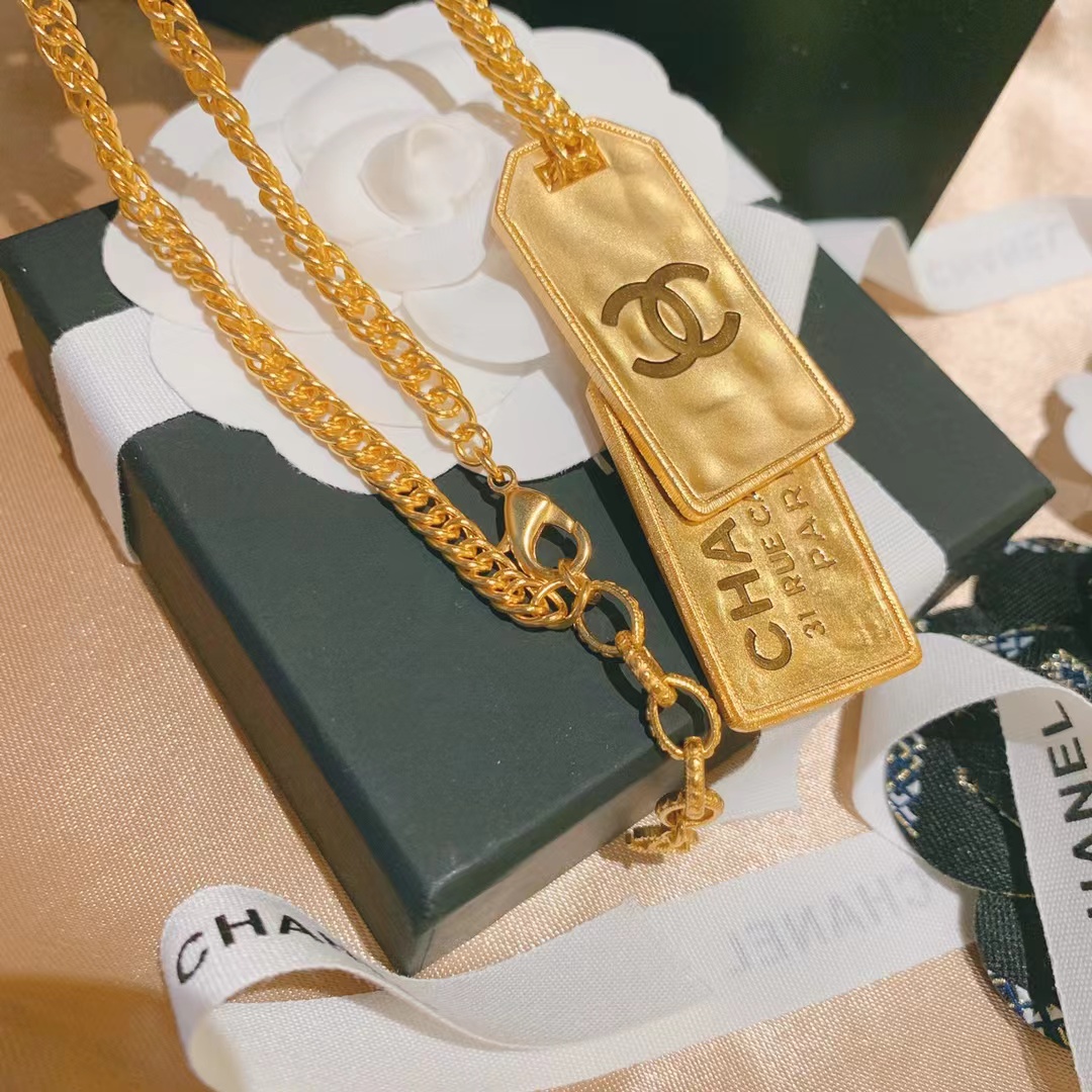 Buy replica Chanel Unisex Thick Cuban Chain Rectangle Tag Pendant Necklace and replica jewelry from PICKS Jewelry