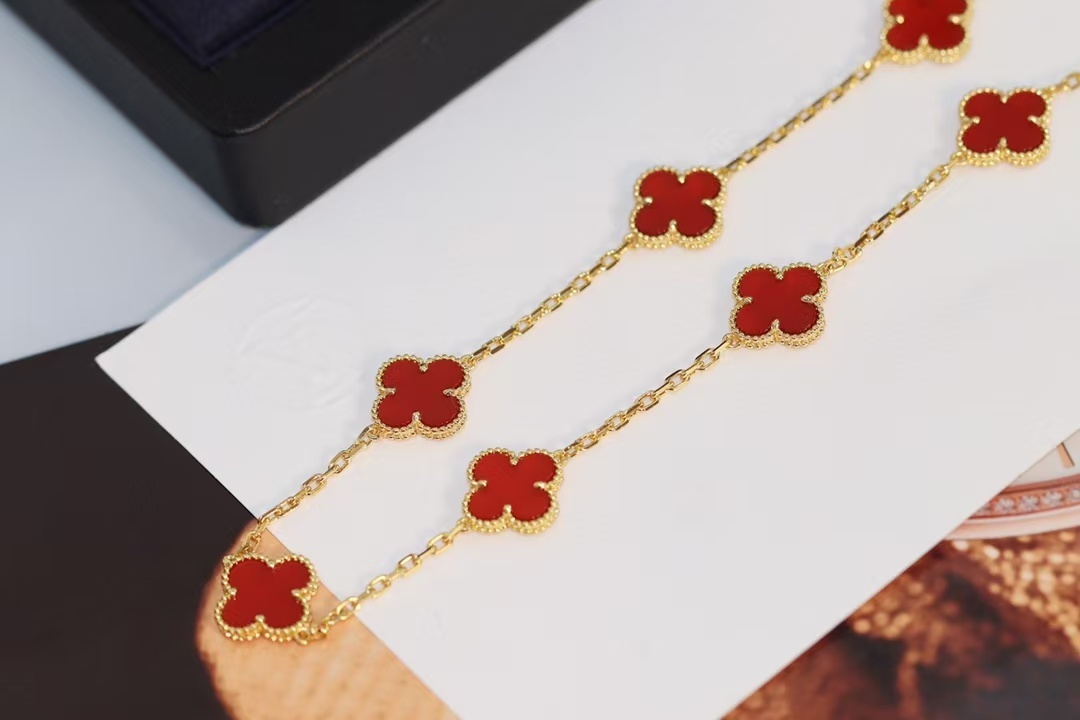 Buy replica Van Cleef & Arpels Vintage Alhambra Necklace, 10 Motifs and replica jewelry from PICKS Jewelry