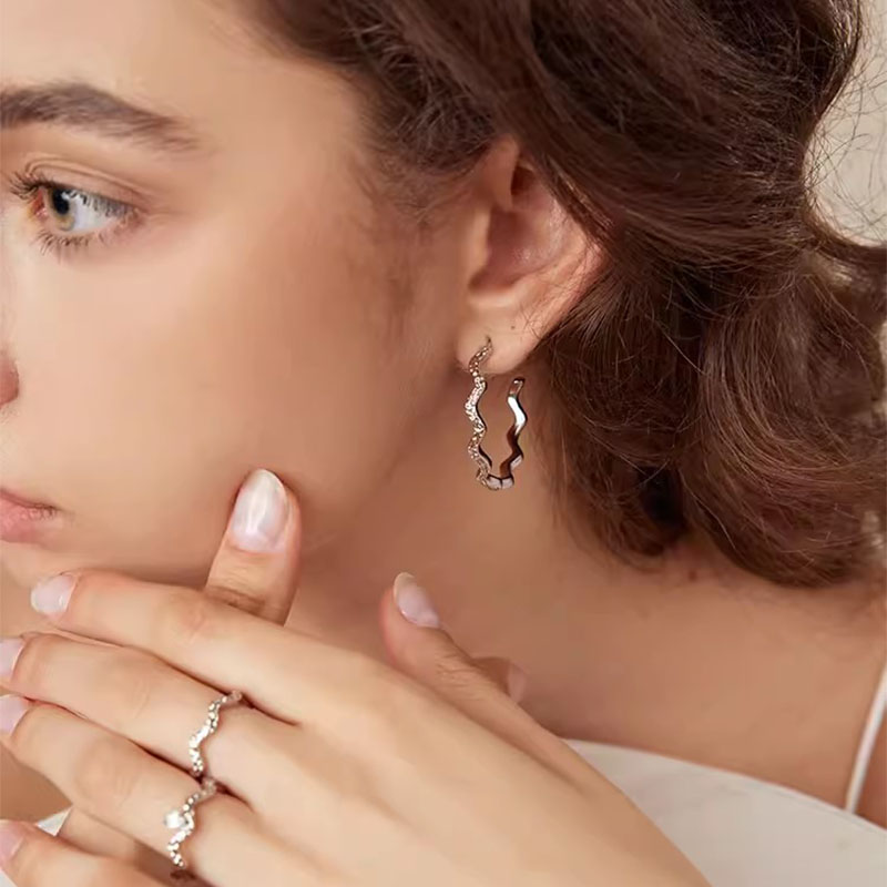 Wavy Earrings