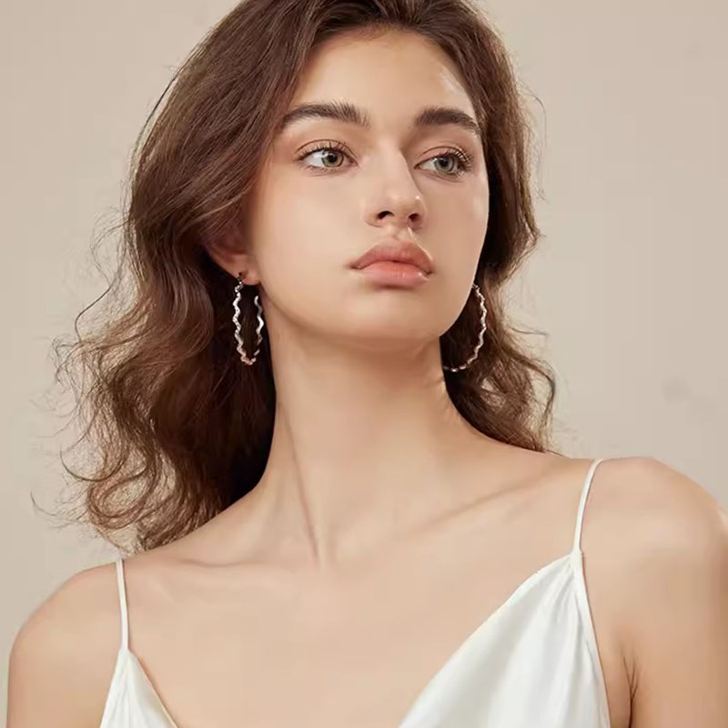 Wavy Earrings