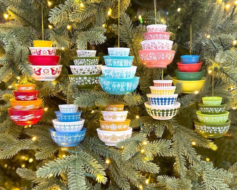 🔥2024 NEW🔥Miniature Pyrex Bowl Stack Ornament