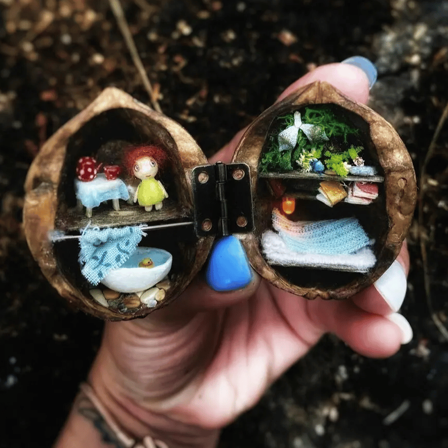 Handmade🏠Walnut Shell Doll House -- Mini Library, Tiny World Inside Walnuts