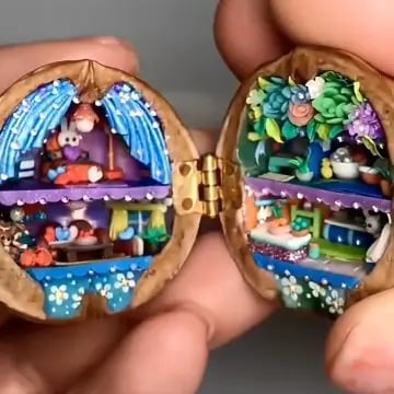 Handmade🏠Walnut Shell Doll House -- Mini Library, Tiny World Inside Walnuts