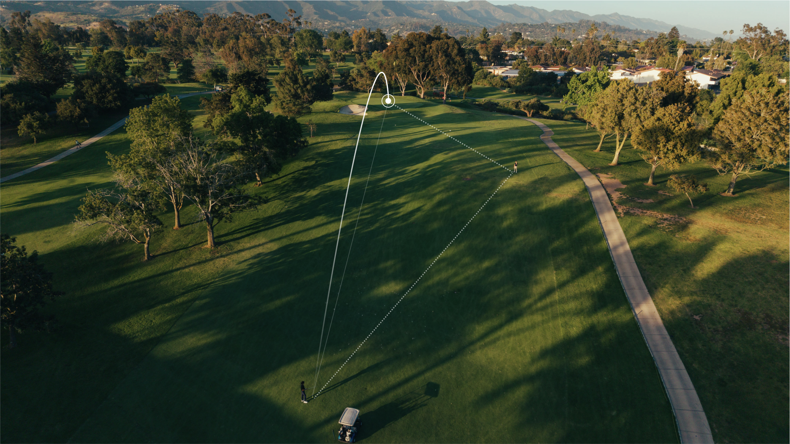 Mileseey Golf Ball-to-Pin™ Mode Showing the Distance Between Golf Cart and Flag