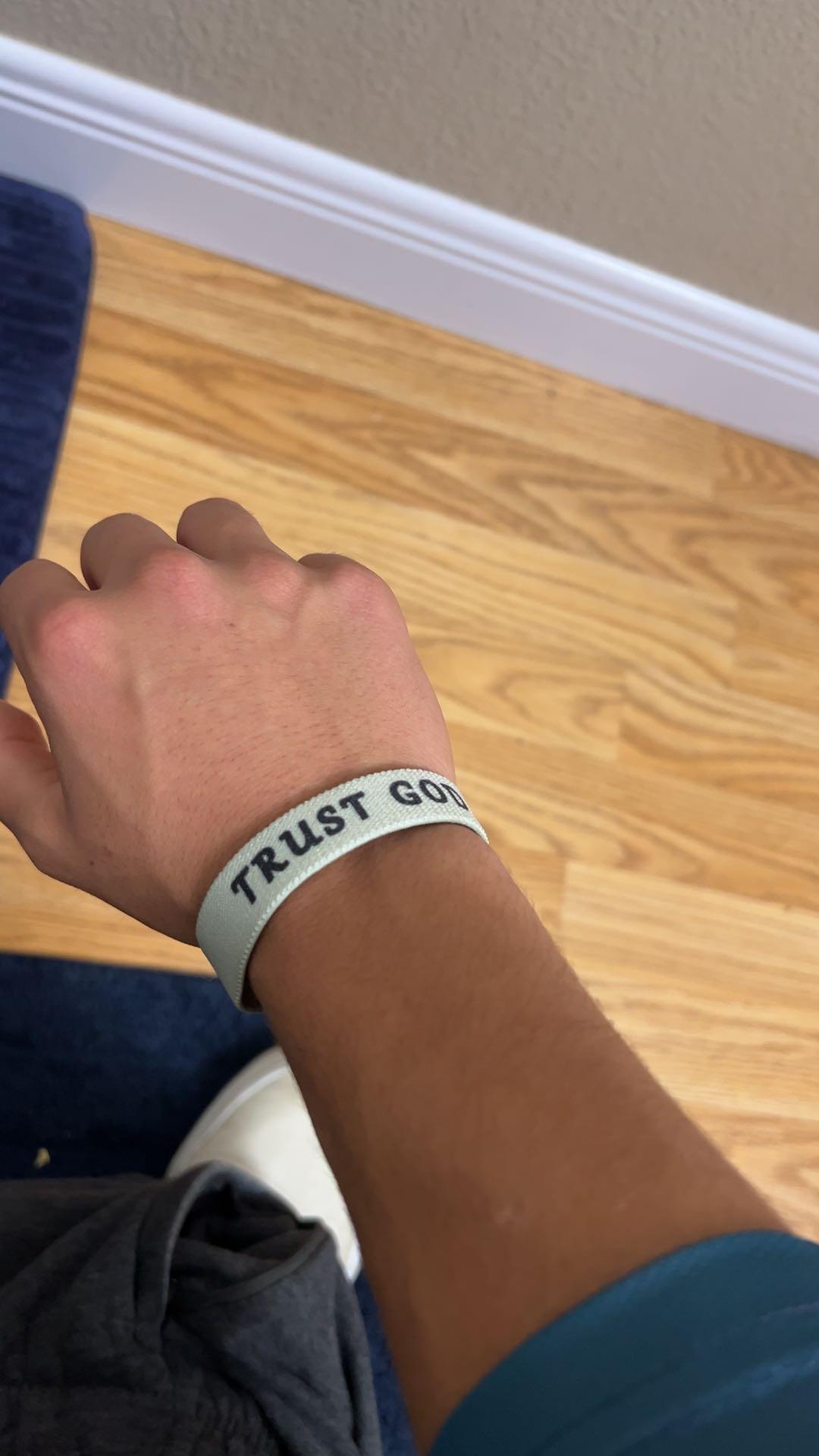 Trust God-EWOPT Daily Bible Bracelet-ewoptbracelet