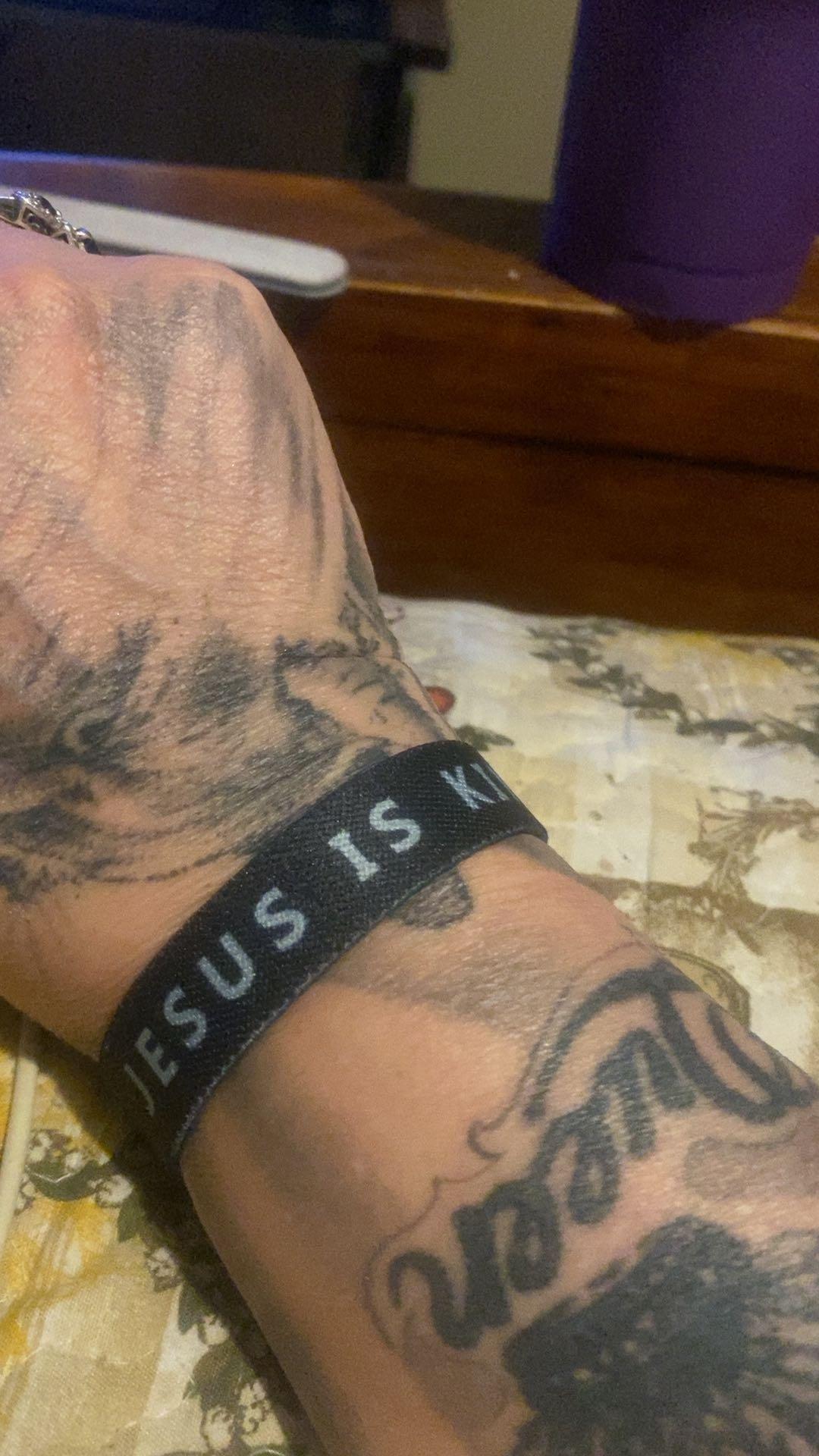 Jesus Is King-EWOPT Daily Bible Bracelet-ewoptbracelet