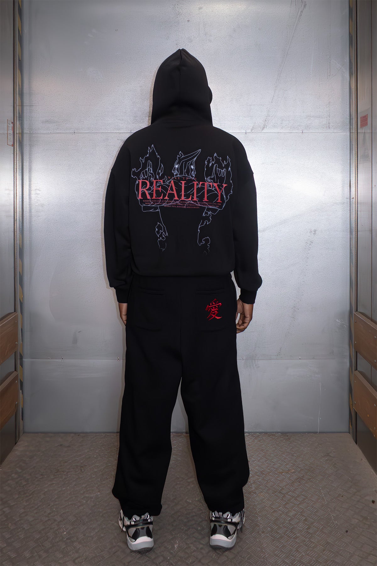 "MADARA UCHIHA X WAKE UP TO REALITY" HOODIE