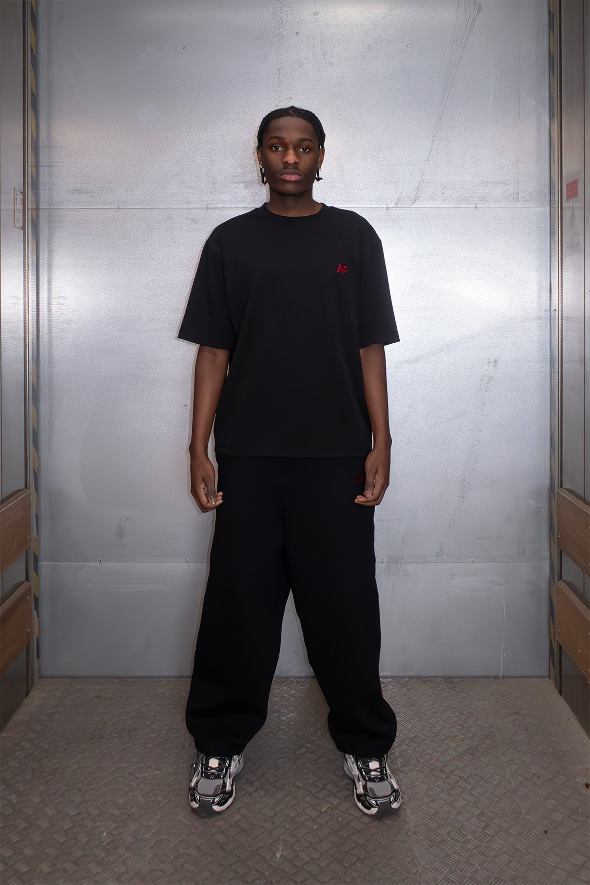 "MADARA UCHIHA X WAKE UP TO REALITY" T-SHIRT