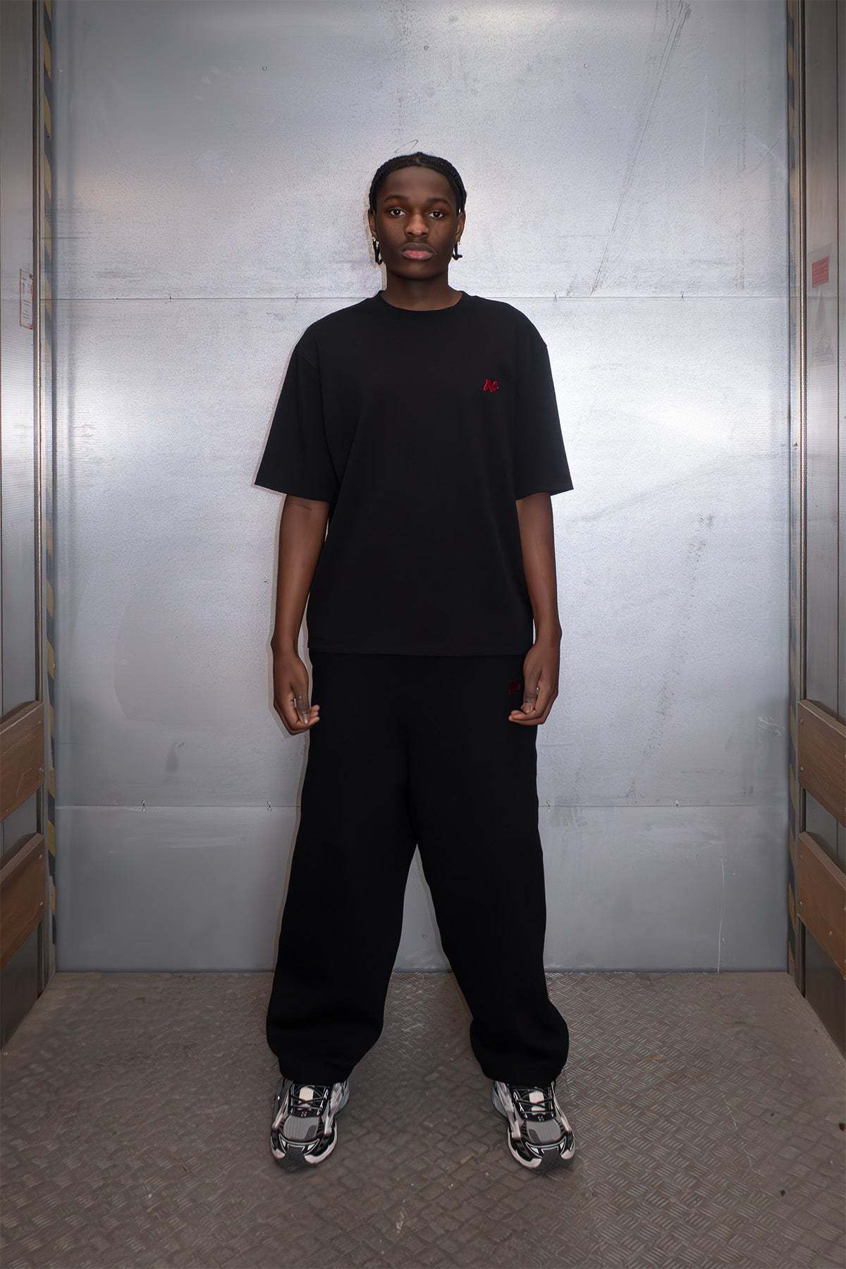 "MADARA UCHIHA X WAKE UP TO REALITY" T-SHIRT