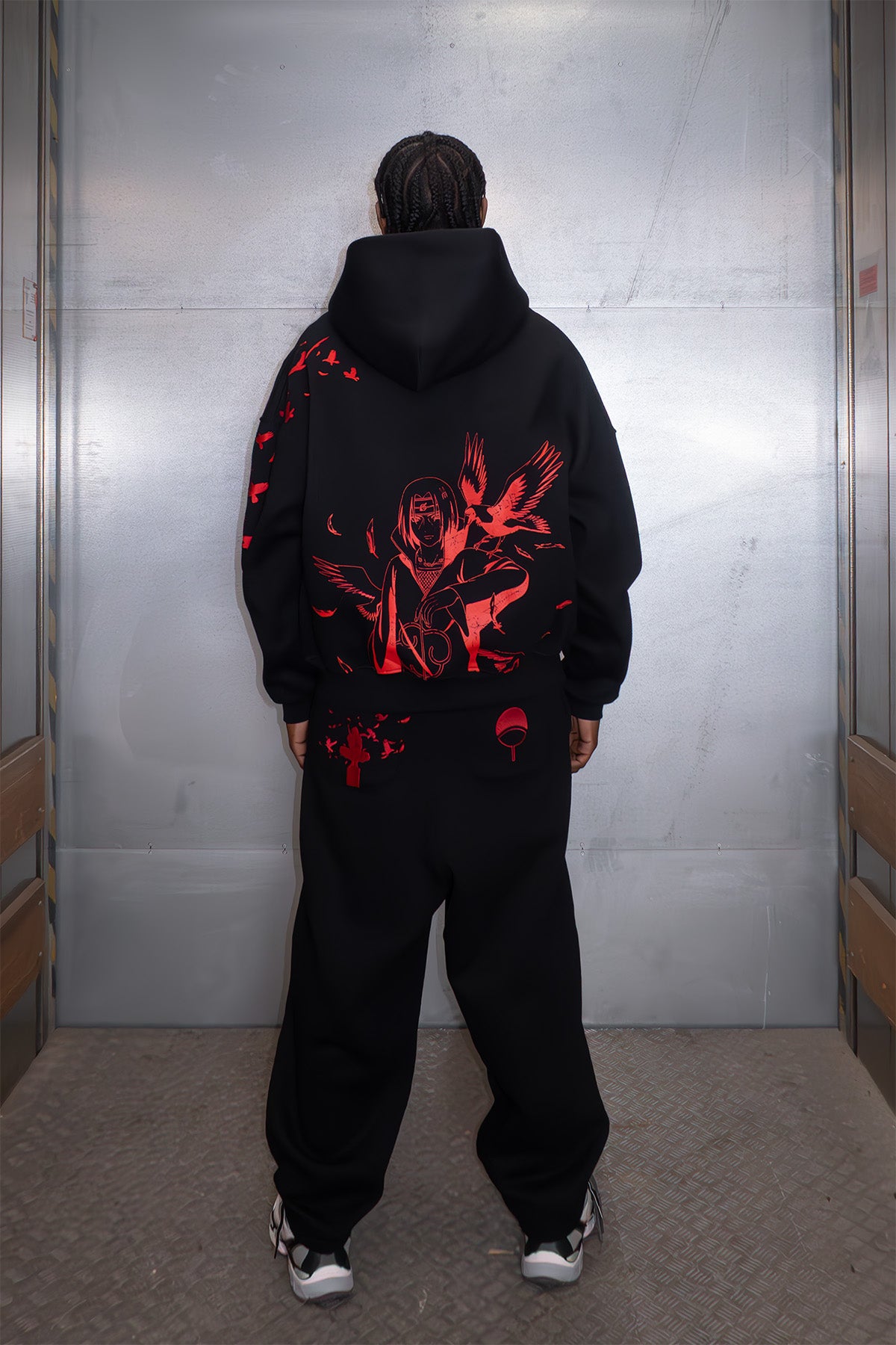 "ITACHI UCHIHA" ZIP HOODIE