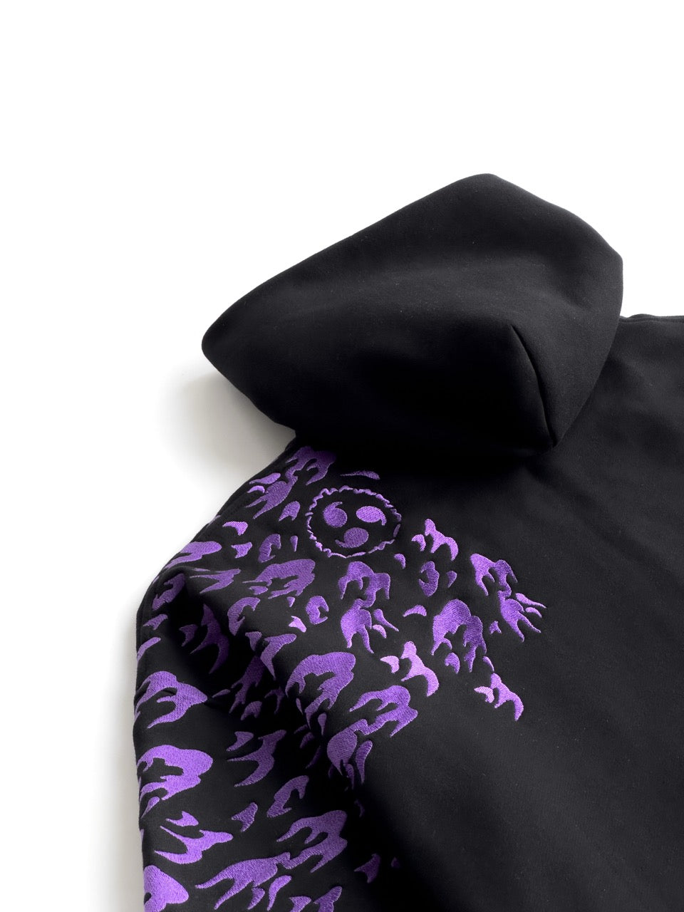 "SASUKE UCHIHA X CURSE MARKS" ZIP HOODIE