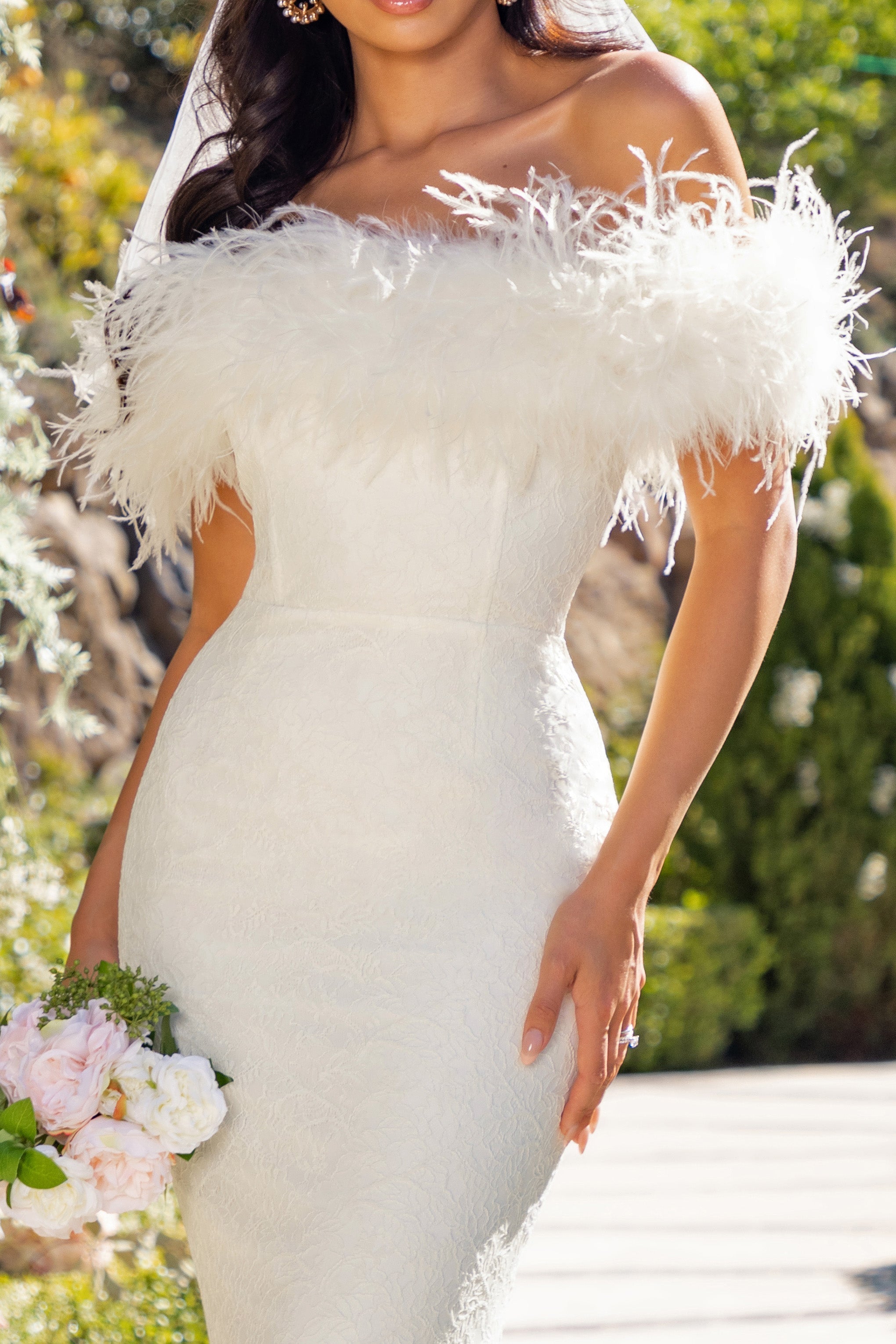 Idyll White Lace Bardot Feather Fishtail Maxi Dress-Fashionmomo.All Rights Reserved
